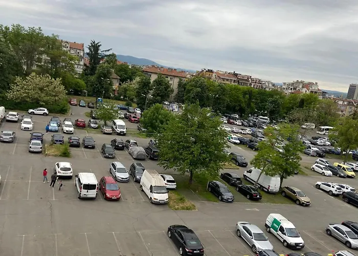 Aurora Sea Breeze Apartment *